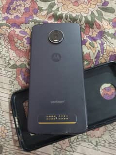 Moto Z4 4 128 dslr camery pta aproved 03462555805