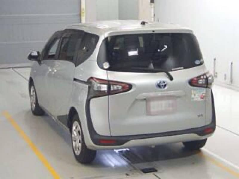 Toyota Sienta 2017 2