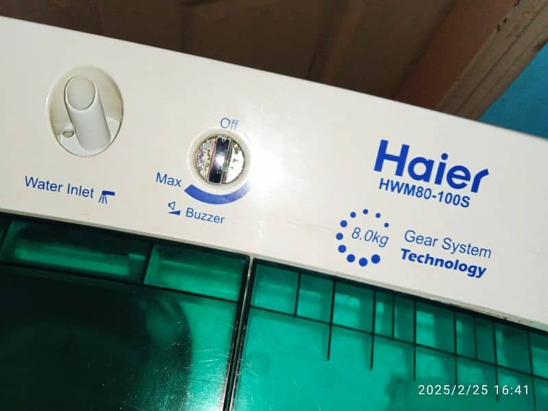 Haier washing machine twin tub model number HWM80-100S 0