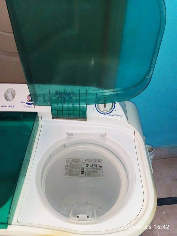 Haier washing machine twin tub model number HWM80-100S 11