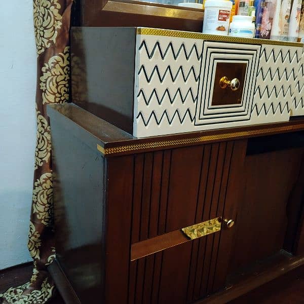 wood vanity with mirror 1