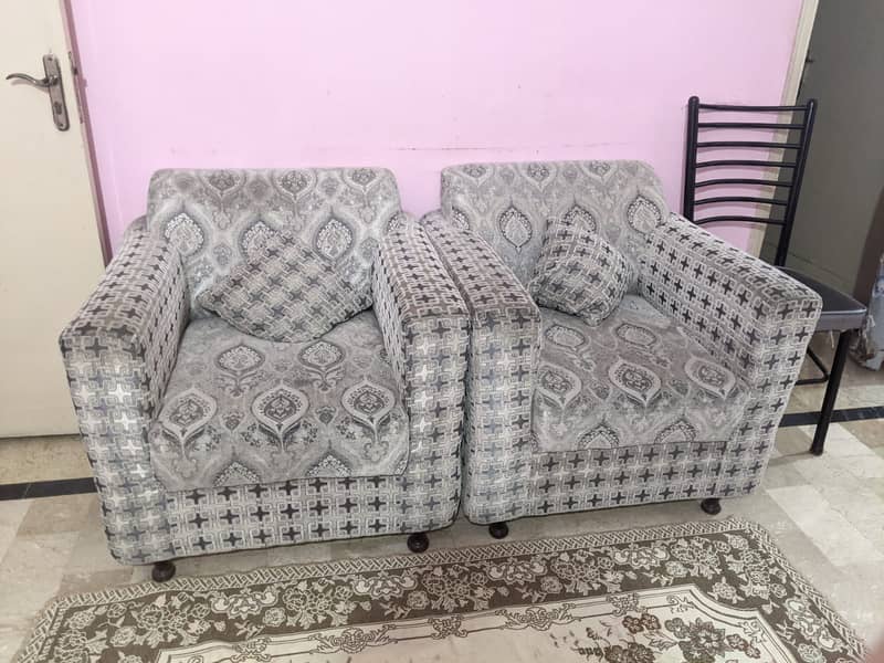 White & Grey 5-Seater Sofa Set for Sale 2