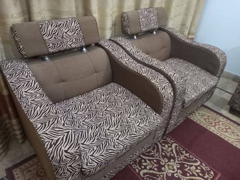 Sofa set 10