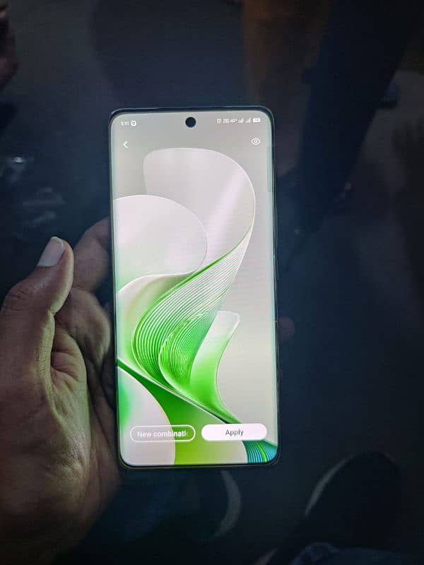 Vivo v40e 4