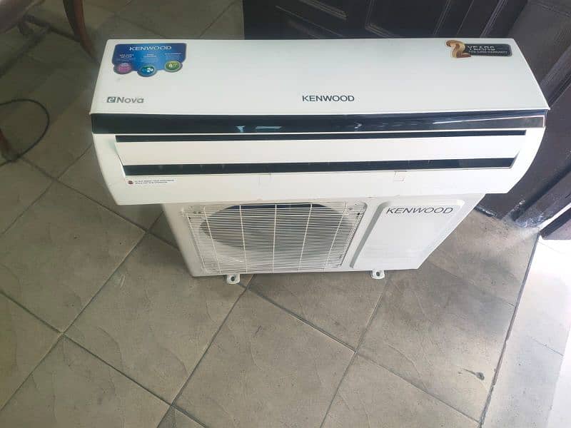 Kenwood 1.5 ton DC inverter total geniun 10 by 10 condition 0