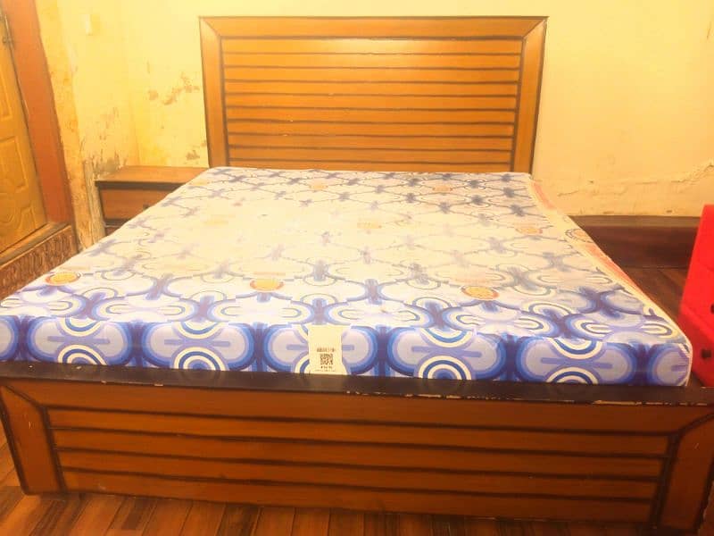 Wooden King Size Bed Almost New Available for Sale. E-11 Islamabad 2