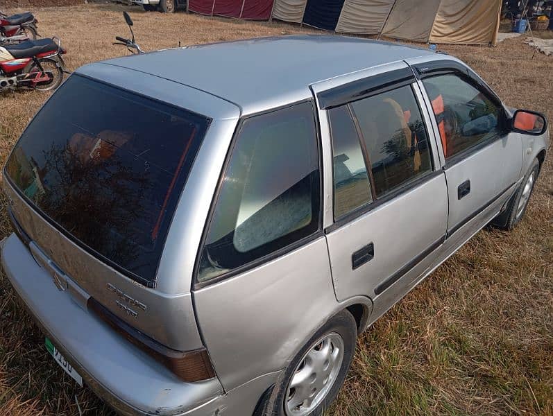 Suzuki Cultus VX 2000 4