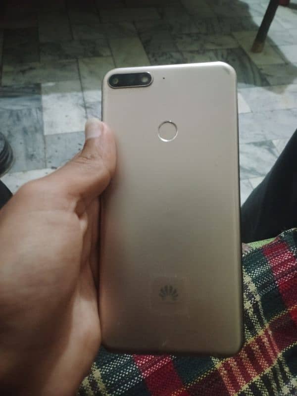 Huawei y7 prime 2/32 0