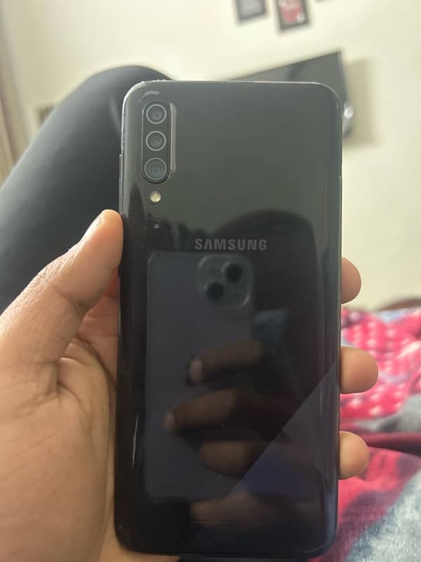 samsung A30S 4/128 2