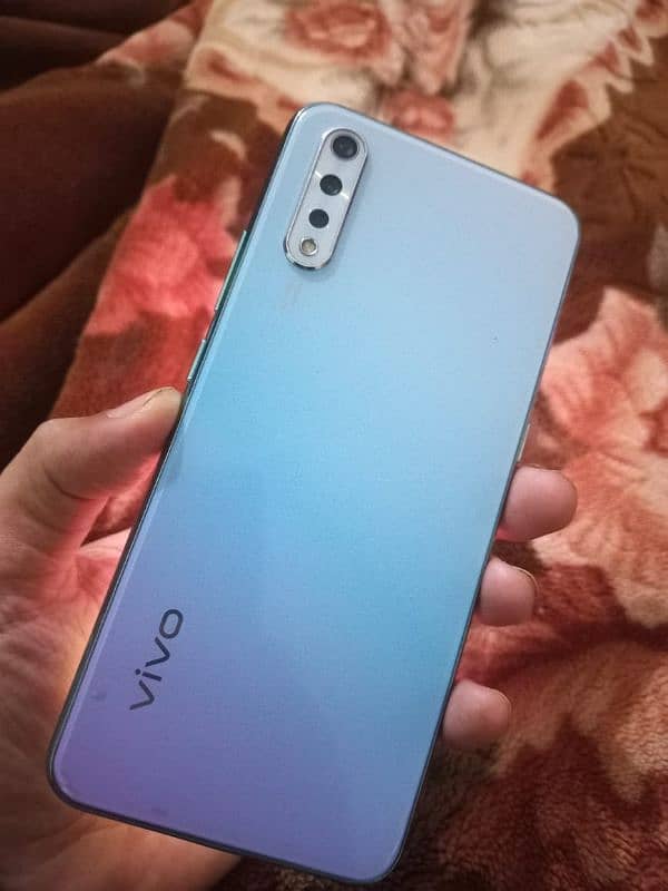 Vivo S1 With Charger Only . No Box 4