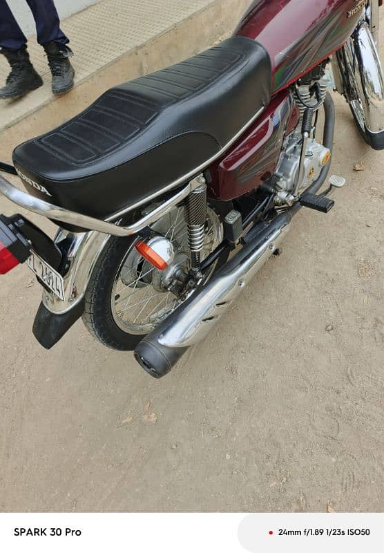 Honda 125cc Xtra Khoobsurat Bike 6