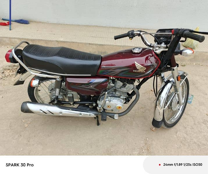 Honda 125cc Xtra Khoobsurat Bike 14