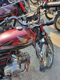 Honda CD 70 Serious Buyer contact and only cash