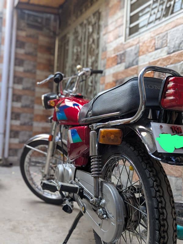 Honda 125 4