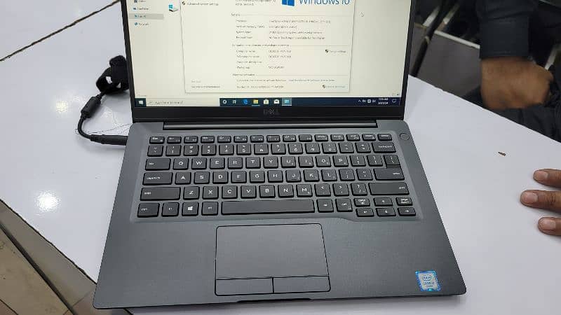 Dell Lattitude 7400 i7 8th gen 16gb ram 1