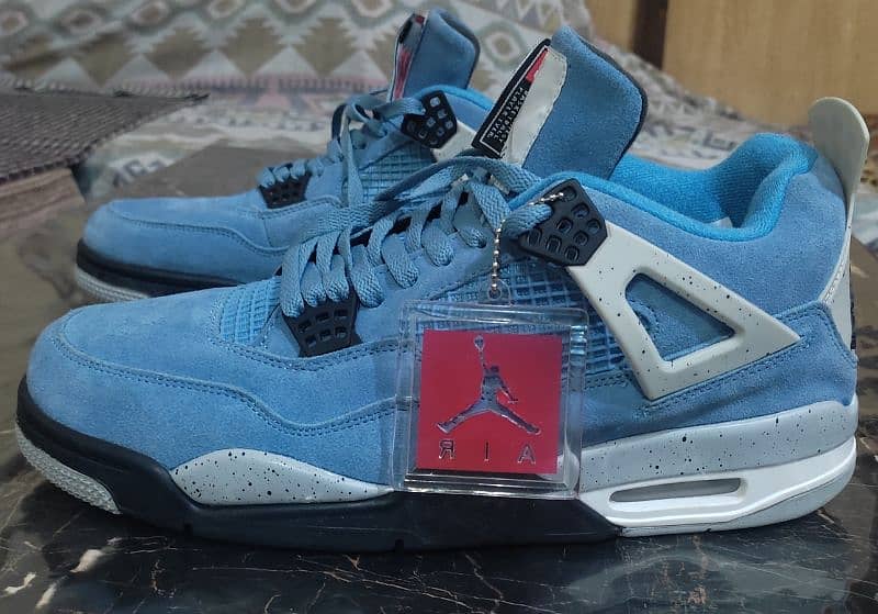 Air Jordan 4 Retro University Blue 1