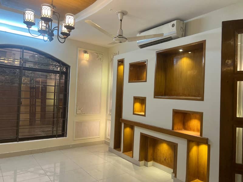 10 Marla Brand New HOUSE For Rent in OVERSEAS A Block Sector C bahia town lahore 10