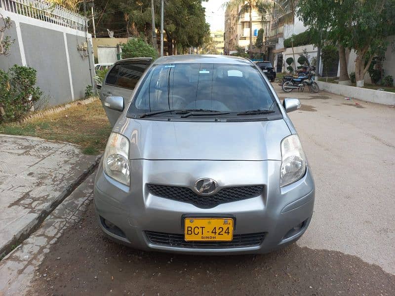 Toyota Vitz 2010/2015 10