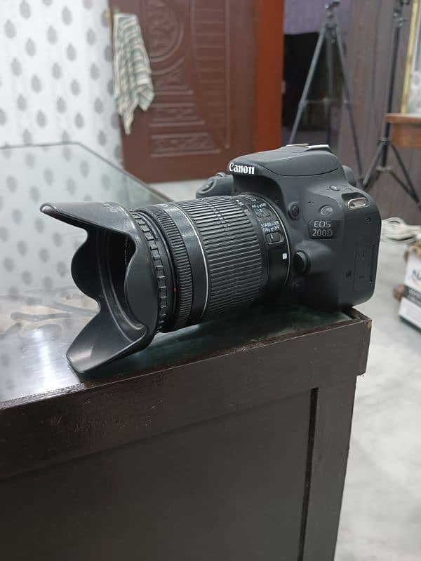 Canon d 200 for sale 2