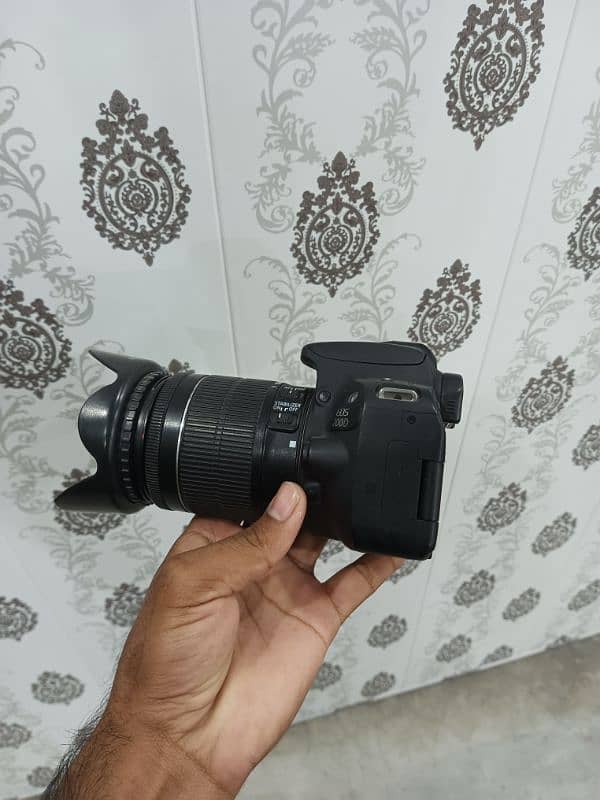 Canon d 200 for sale 4