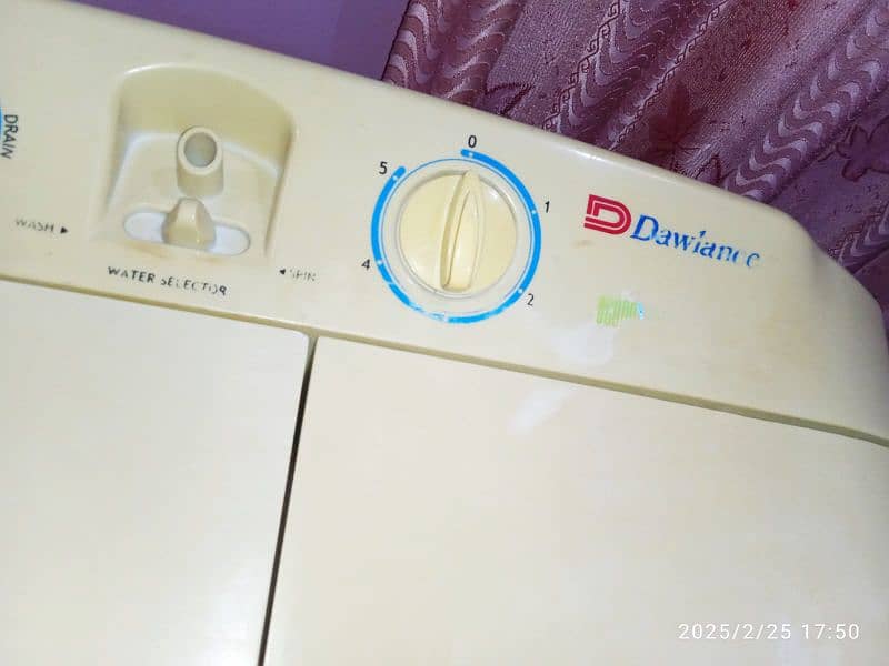 Dawlance washing machine twin tub model no: DW5200 1