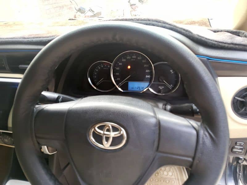 Toyota Corolla XLI 2017 13