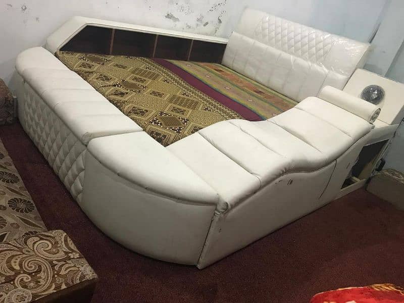 Chinese full option bed 6