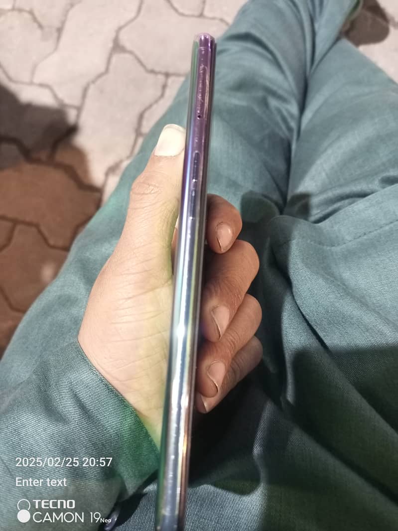 OPPO f19pro 4