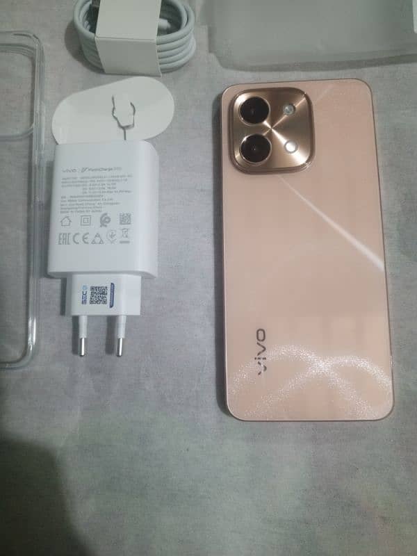 vivo Y28 8/128 New mobile just box open 2