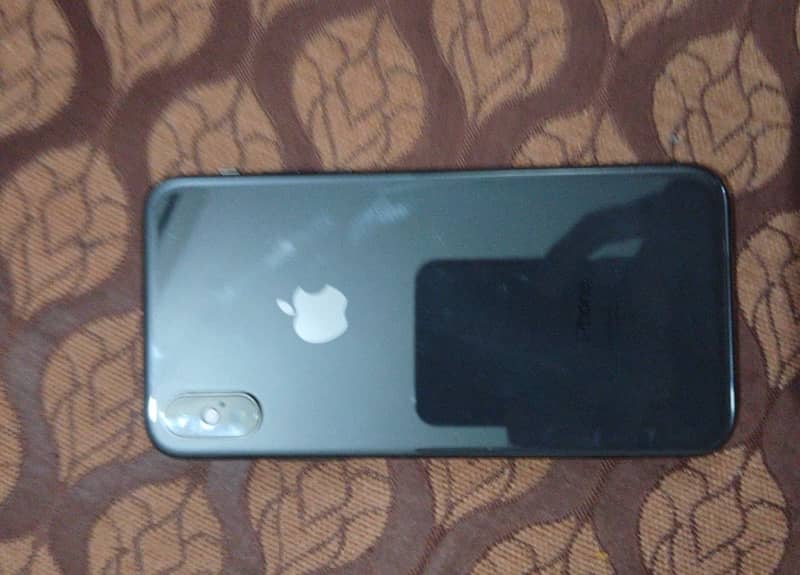 urgent for sale health 81 10by9 iPhone xs pta approved +92 334 6903955 0