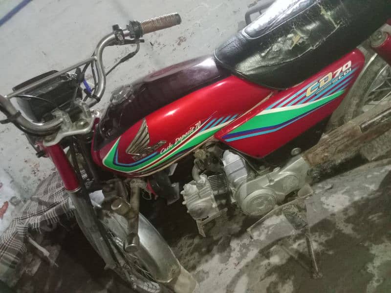 Honda CD 70 10