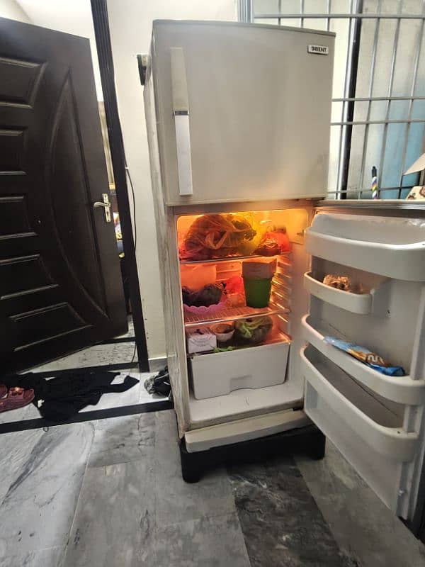 Fridge for sale 3