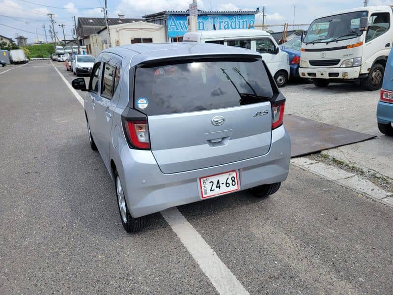 Daihatsu Mira 2021 2