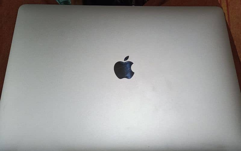 MacBook pro 0