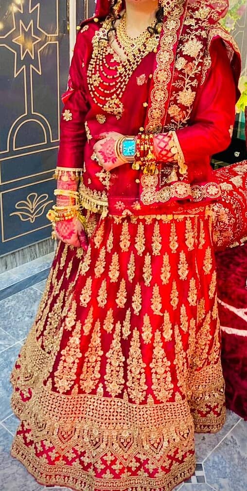 Bridal lehnga for sale at a very reasonable price 0