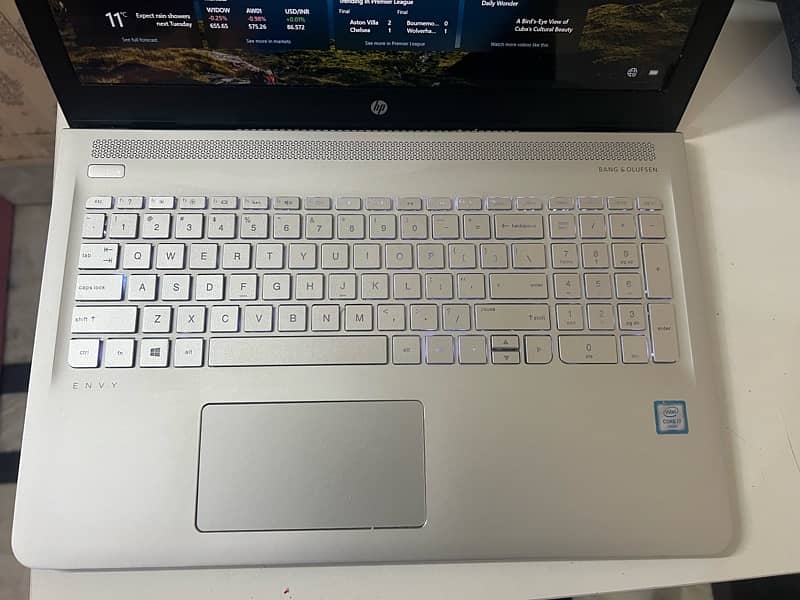 HP ENVY 15” Ci 7 6th Gen, 8gb 500 gb 0