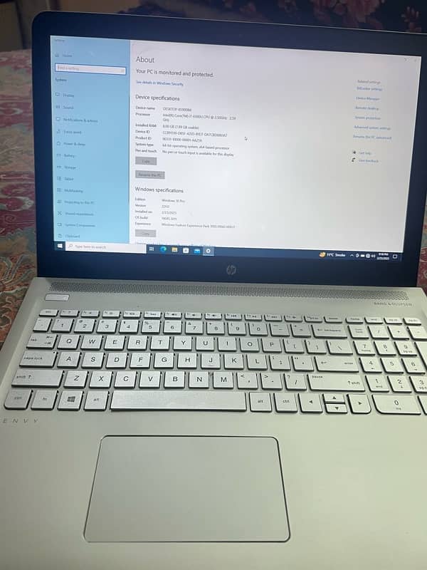 HP ENVY 15” Ci 7 6th Gen, 8gb 500 gb 7