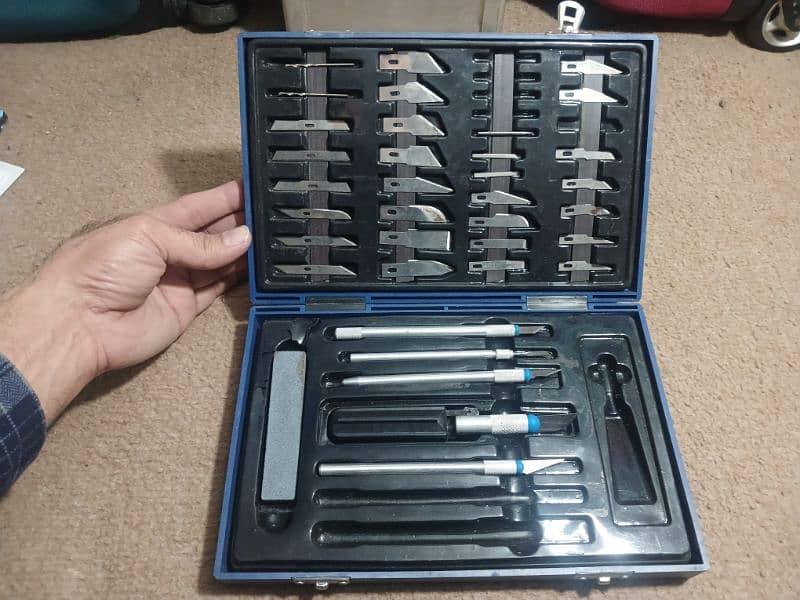 Surgical Blades Set 2