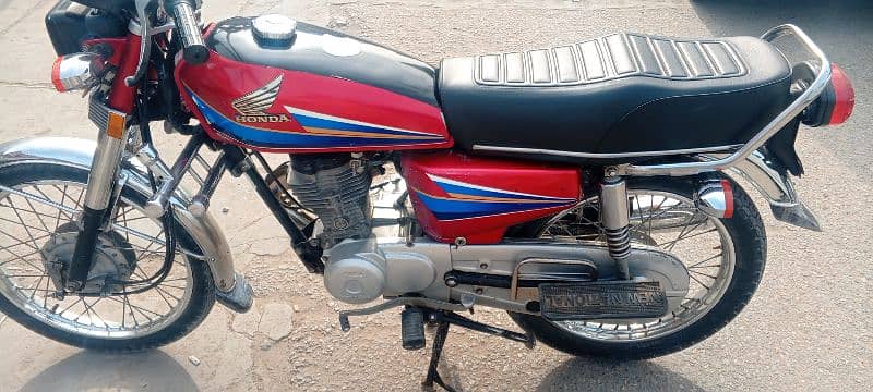 Honda 125 Jhelum nbr 1