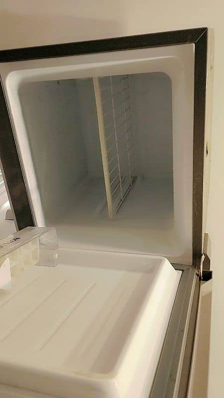 refrigerator 1