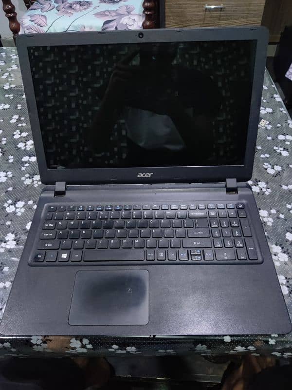 Acer aspire series AMD A4-7210 3