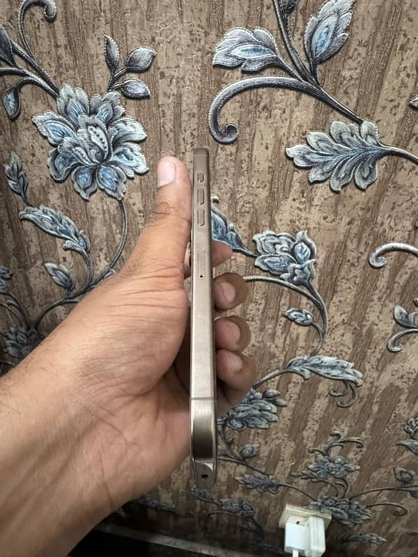 iPhone 16 pro max 256gb non pta factory unlock sim time used 2