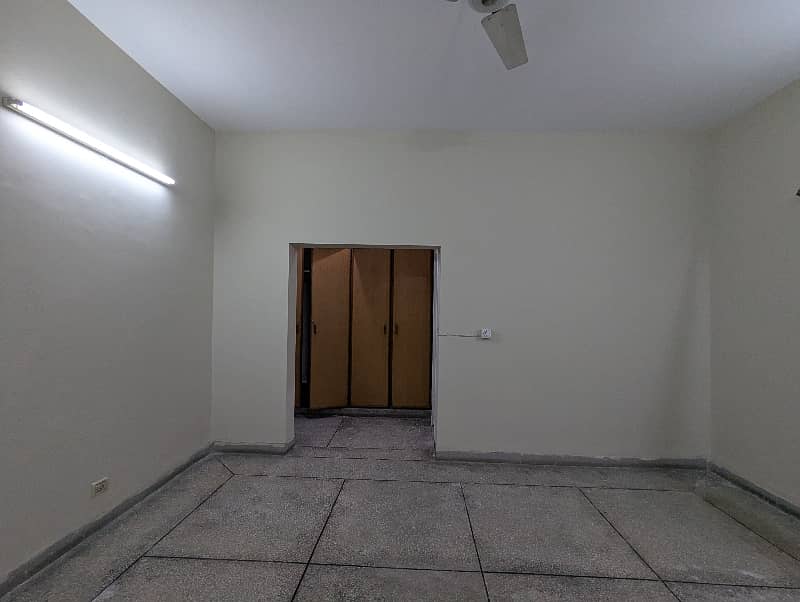 01-Kanal 4-BedRoom's House Available For Rent In Askari-9 Lahore. 23