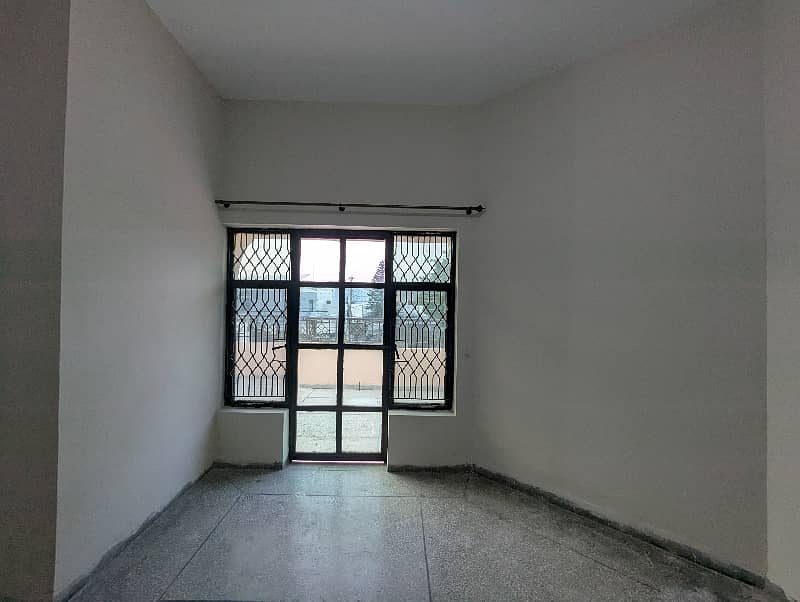 01-Kanal 4-BedRoom's House Available For Rent In Askari-9 Lahore. 34