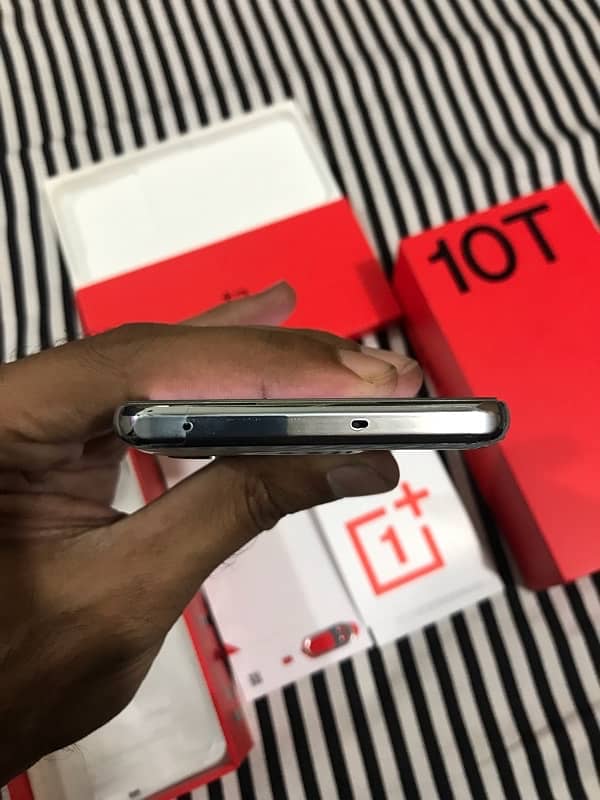 oneplus 10T 16/256 new box pack non pta green colour 2