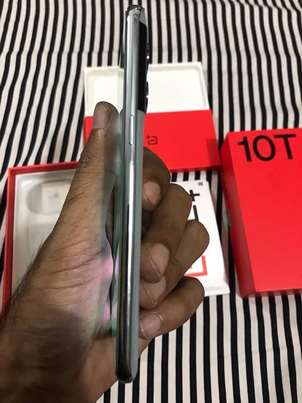 oneplus 10T 16/256 new box pack non pta green colour 11