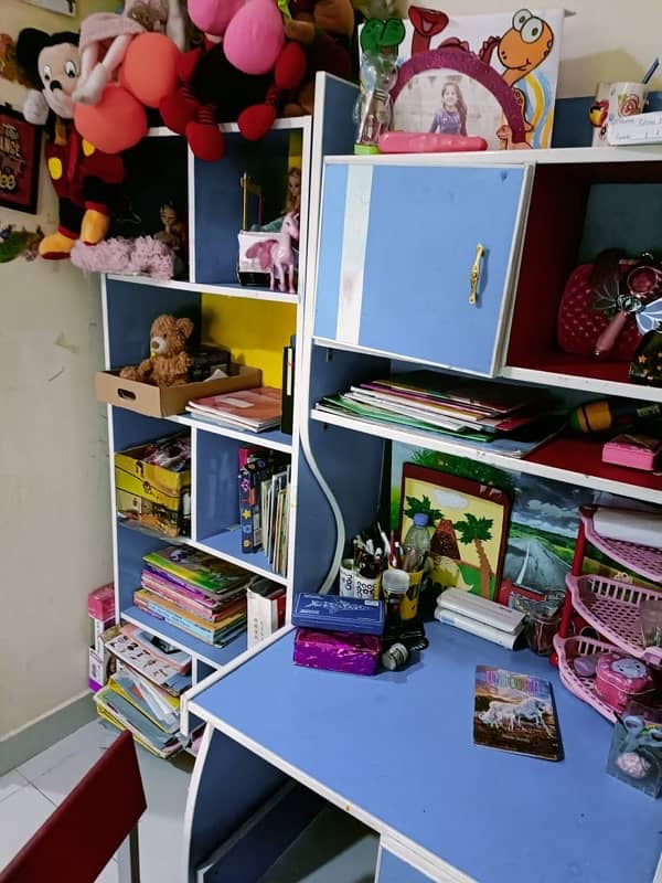 book rack, kids study table and chair 3