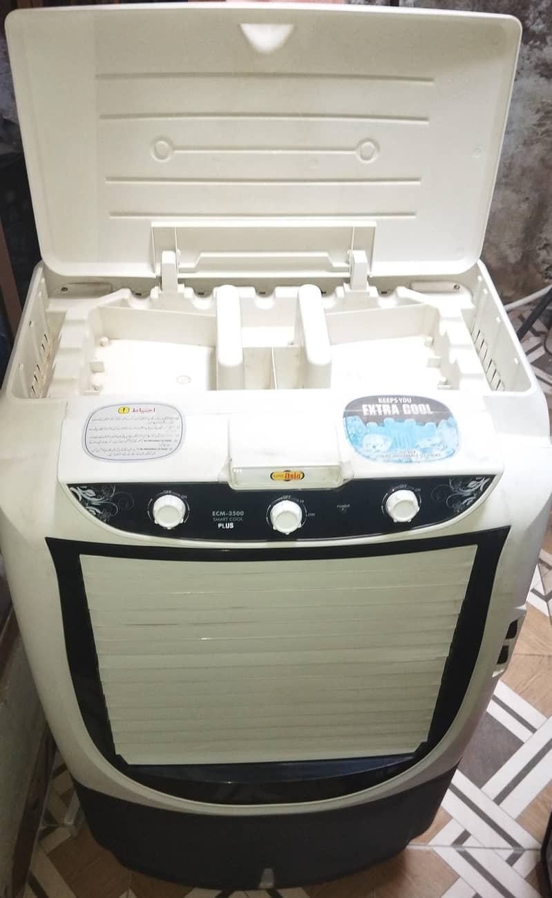 Room Cooler 1 Month Slightly Used Warranty & Warranty Card Available 1