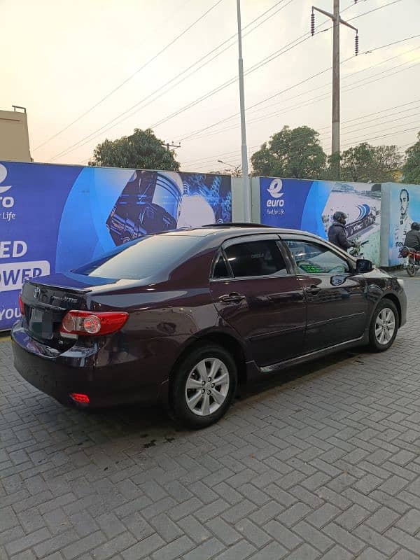 Toyota Corolla Altis cruistronic SR 2013 7