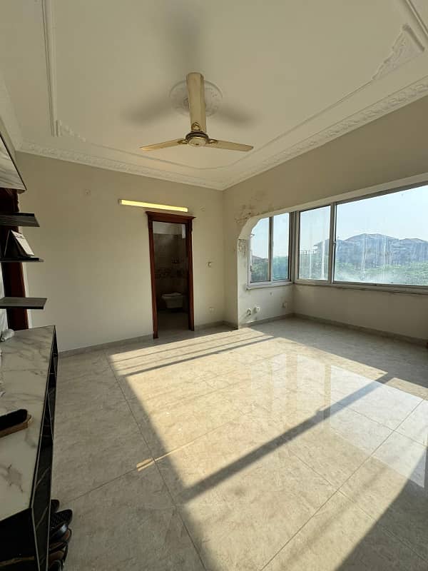 G/11 PHA 3th floor 865sq 2bed apartment available for sale real piks 0